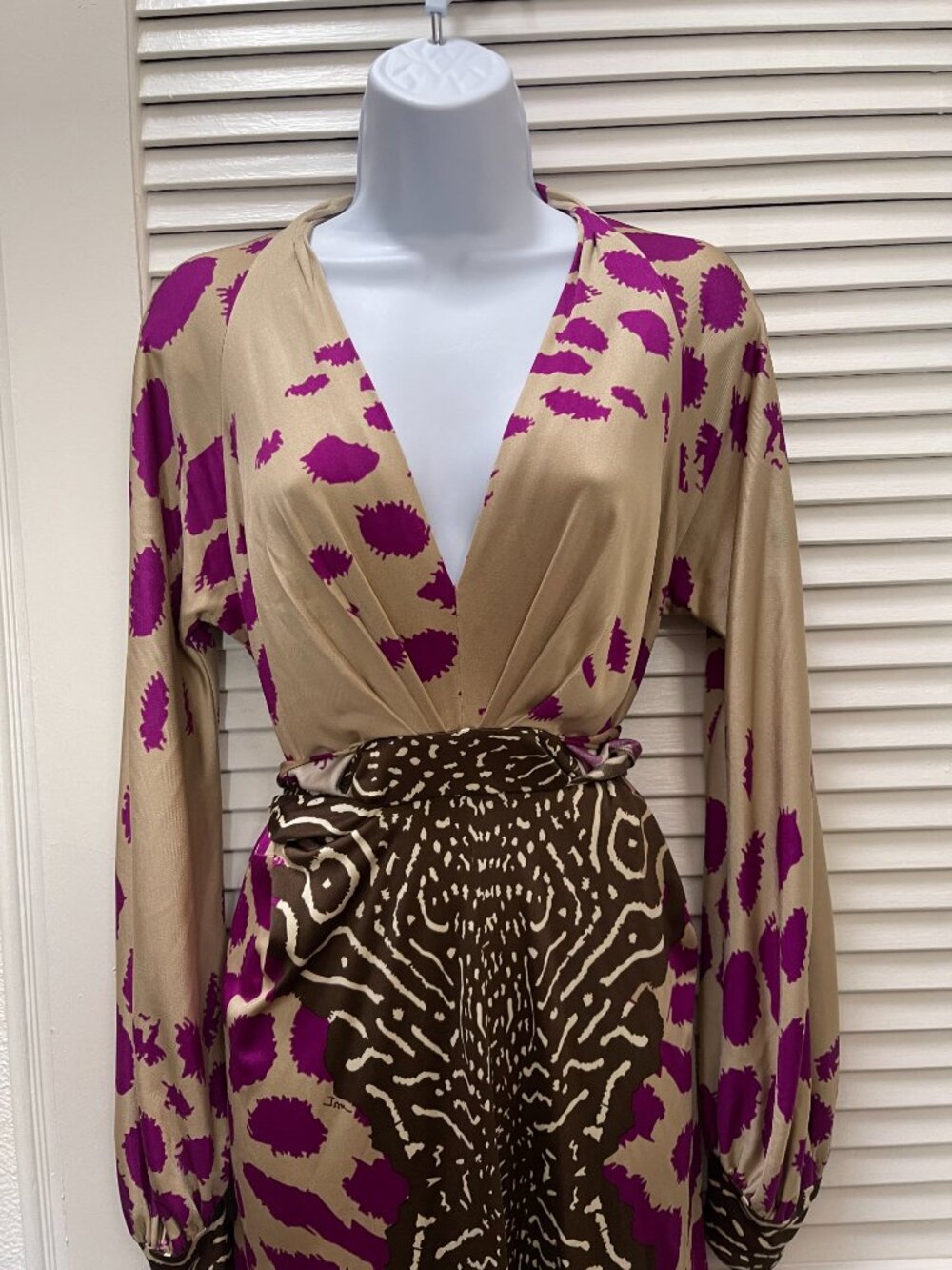 Issa London 100% Silk Abstract Print Wrap Dress US 8 - Picture 3 of 10